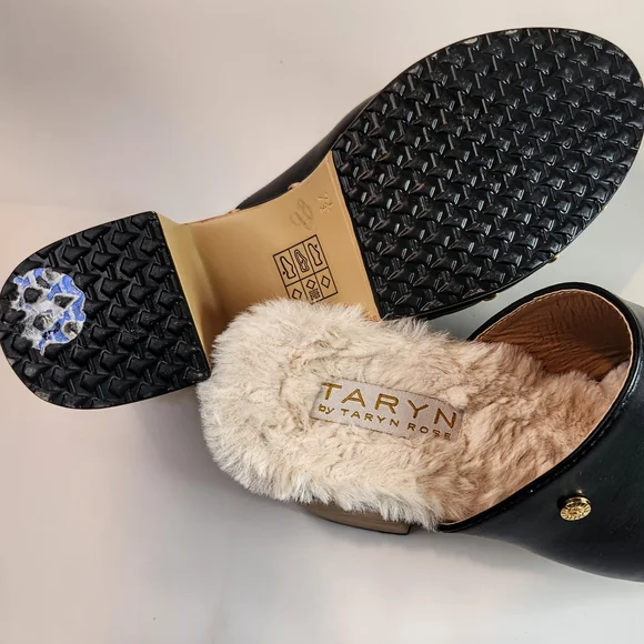 Taryn Rose Black Mules with Platform Sole and Plush Lining Sz 7.5 - Picture 3 of 10